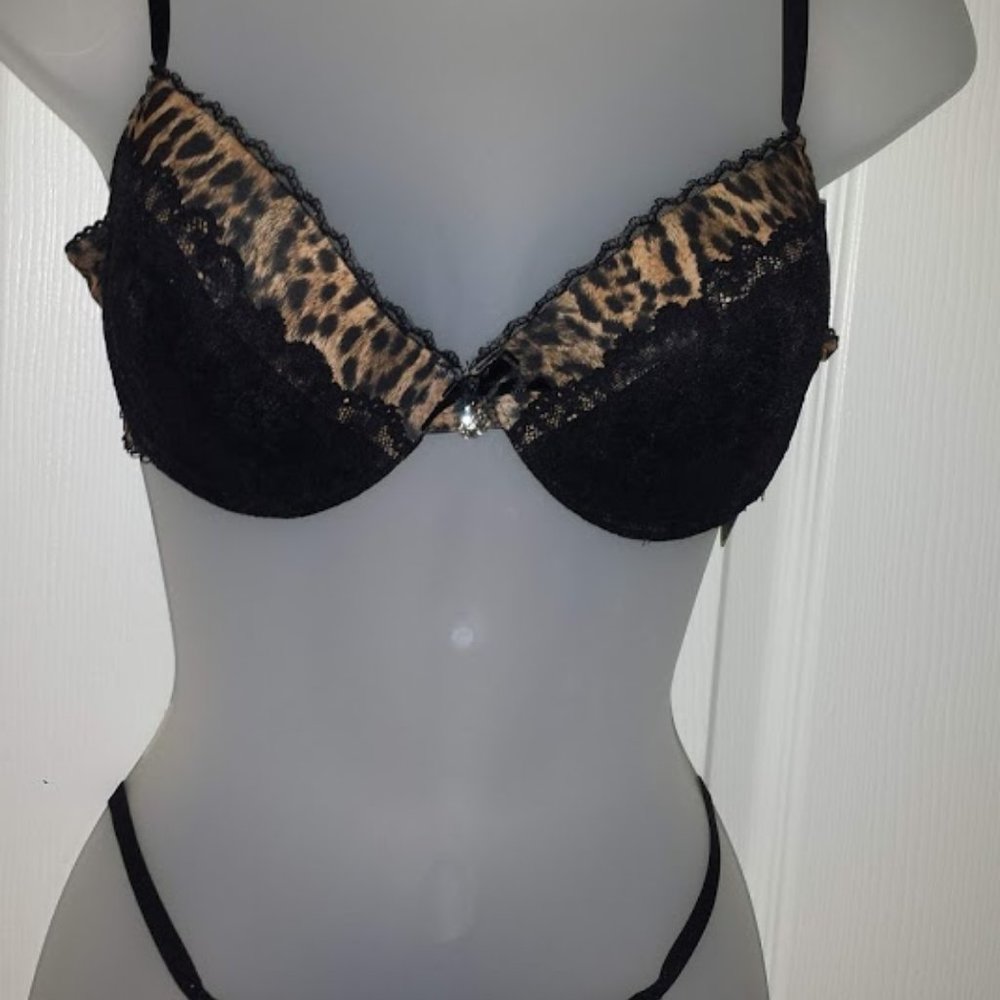 Marilyn Monroe intimidates bra pantie set - Picture 2 of 13